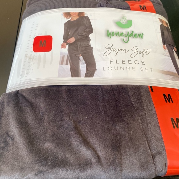 Honeydew Women’s Super Soft Fleece Lounge Set Size Medium NWT - Picture 3 of 5